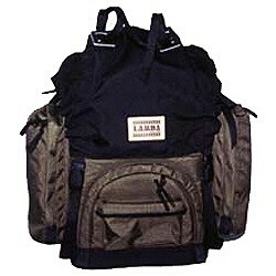 カメラザック槍ヶ岳 オリーブ [30L以上] LAMDA｜ラムダ 通販 | ビックカメラ.com