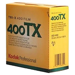 コダックプロフェッショナル「トライ-X400」 400 TX 402 35mm×100ft