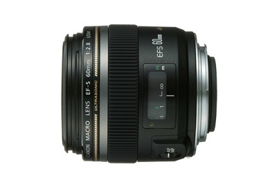 カメラレンズ EF-S60mm F2.8 マクロ USM APS-C用 ブラック [キヤノンEF /単焦点レンズ]