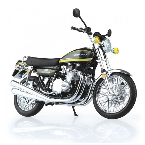 完成品バイク 1/12 Kawasaki 900Super4（Z1）タイガー 青島文化