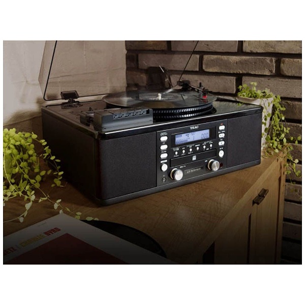 ターンテーブル/カセットプレーヤー付CDレコーダー （ピアノブラック）　LP-R550USB-P/PB [PC接続対応]