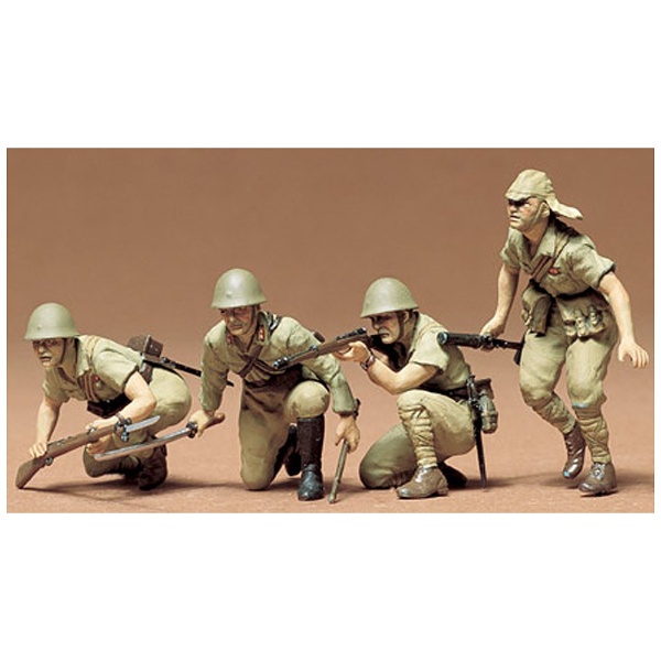 ＜ビックカメラ＞ 1/16 ワールドフィギュアシリーズ No．4 WWII ドイツ冬期装備歩兵（防寒戦闘服）