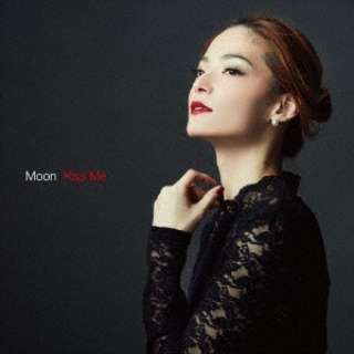 Moon/ Kiss Me yCDz