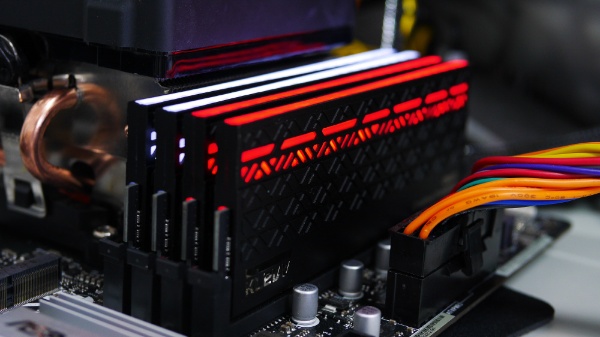 増設メモリ DDR4-3000 16GB×2 赤LED KM4Z16X2A-3000-0 [DIMM DDR4