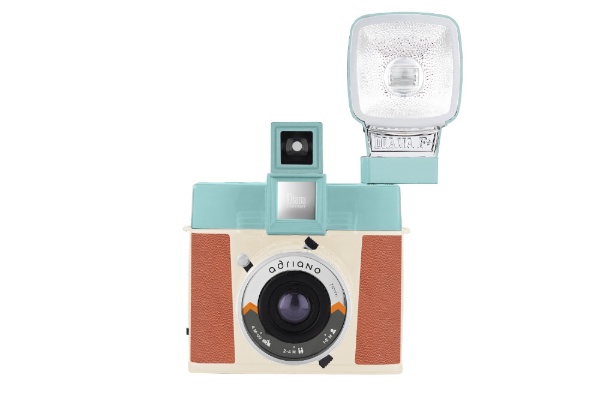 【店舗のみ販売】 Diana Instant Square Camera with Flash - Adriano Edition
