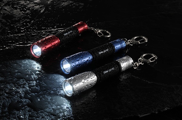 Mini LEDライト シルバー LED-YK3S [LED /単4乾電池×1 /防水] オーム電機｜OHM ELECTRIC 通販 