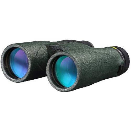 With carry bag and strap White Vanguard Vesta 8210 Wp 8X21 Compact Binoculars 