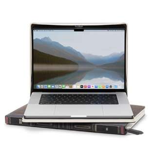 供MacBook Pro(16英寸，2021)使用的坚硬的皮革包BookBook TWS-BG-000070