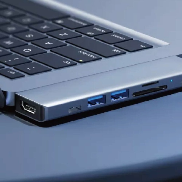 MacBook Pro / Air用［USB-Cｘ2 オス→メス カードスロットｘ2 / HDMI / USB-Aｘ2 / USB-Cｘ2］USB PD対応 87W ドッキングステーション ..