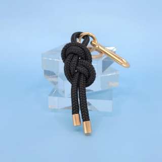 ėp ARNO Strap Key Ring Chic Black K01-KYRNG-CB