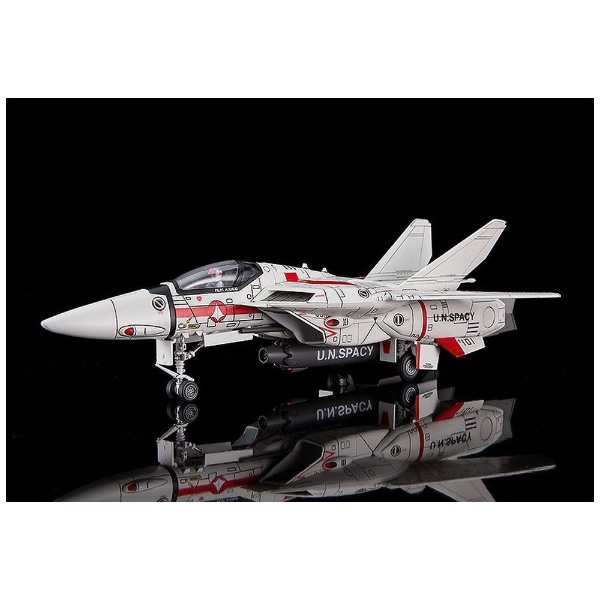 1/72 PLAMAX PX06 超時空要塞マクロス VF-1J ファイターバルキリー バーミリオン小隊（一条輝機） マックスファクトリー｜MAX  FACTORY 通販 | ビックカメラ.com