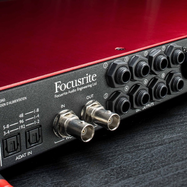 マイクプリアンプ〕Scarlett OctoPre Dynamic ScarlettOctoPreDynamic FOCUSRITE｜フォーカスライト  通販 | ビックカメラ.com