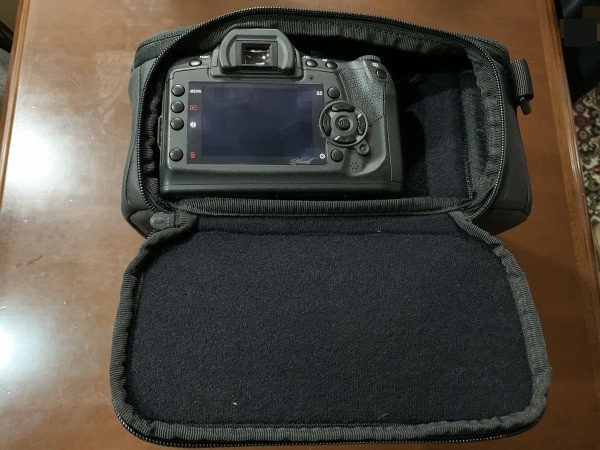 エッセンシャルプラス カメラ キューブ ブラック CCEP-BK-1 WANDRD
