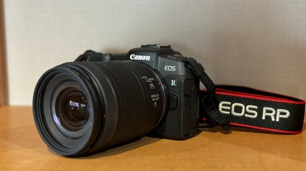 EOS RP【RF24-105 IS STM レンズキット】ミラーレス一眼カメラ ブラック EOSRP24105ISSTMLK [ズームレンズ]  CANON｜キヤノン 通販 | ビックカメラ.com